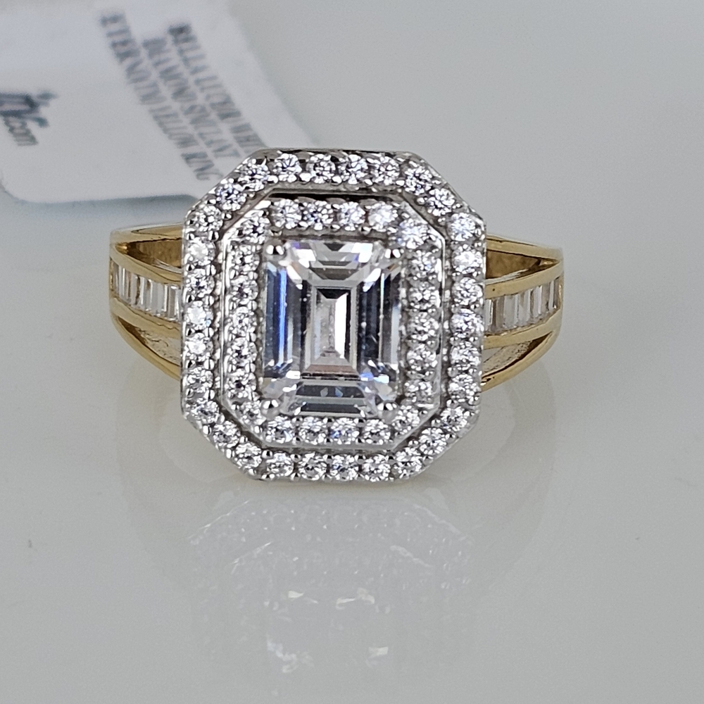 Stunning Diamond Simulant 18k Yellow Vermeil Ring 3.40ctw Size 8 - Picture 2 of 4